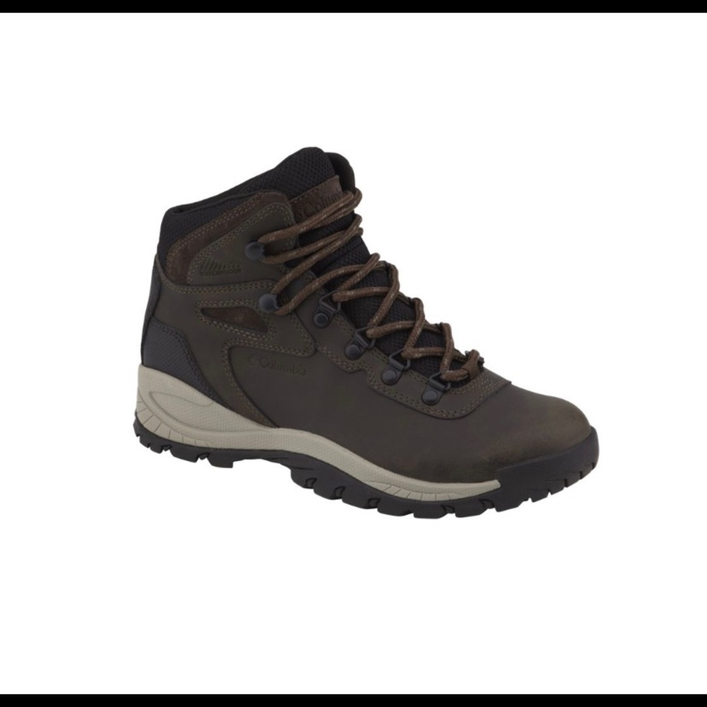 Cordovan Columbia Waterproof Hiking Boots size 4
